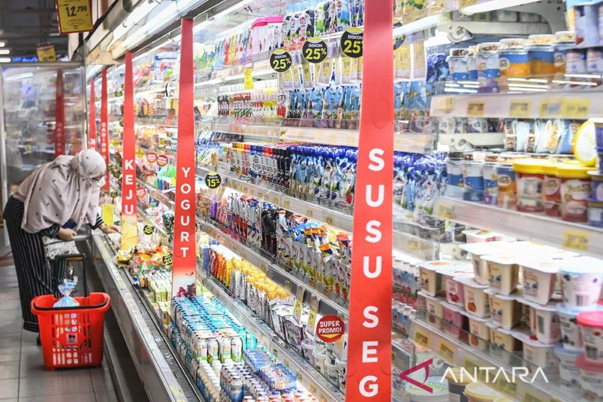 Ekonom perkirakan konsumsi Ramadhan relatif terjaga meski ada dinamika