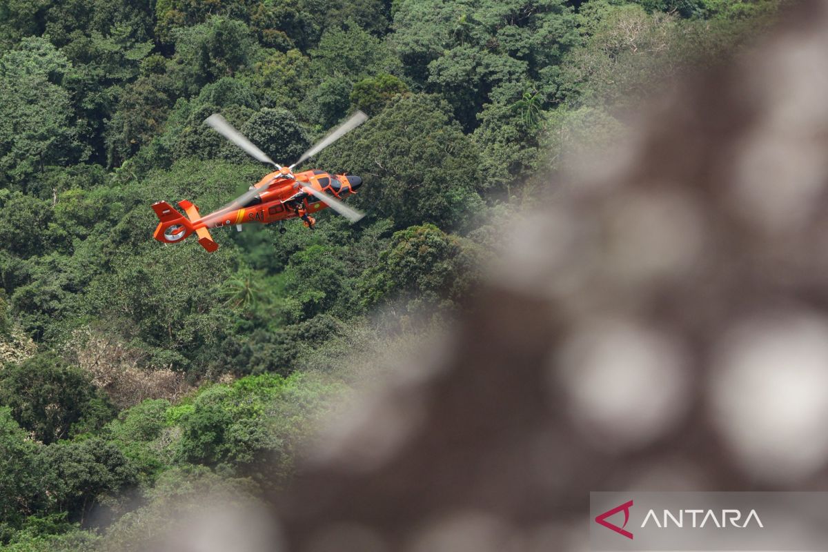 Basarnas kirim tim cari heli hilang dalam penerbangan di Kalbar