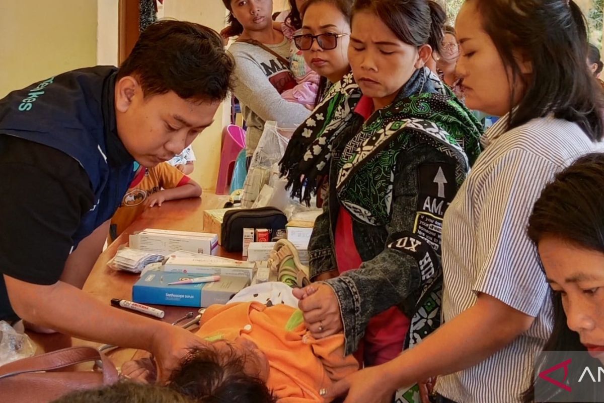 Kemenkes perkuat kesehatan penyintas longsor di Desa Sibalanga Taput