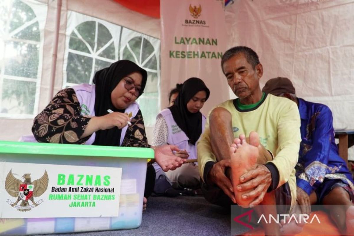 Rumah Sehat Baznas beri layanan kesehatan bagi korban banjir Karawang