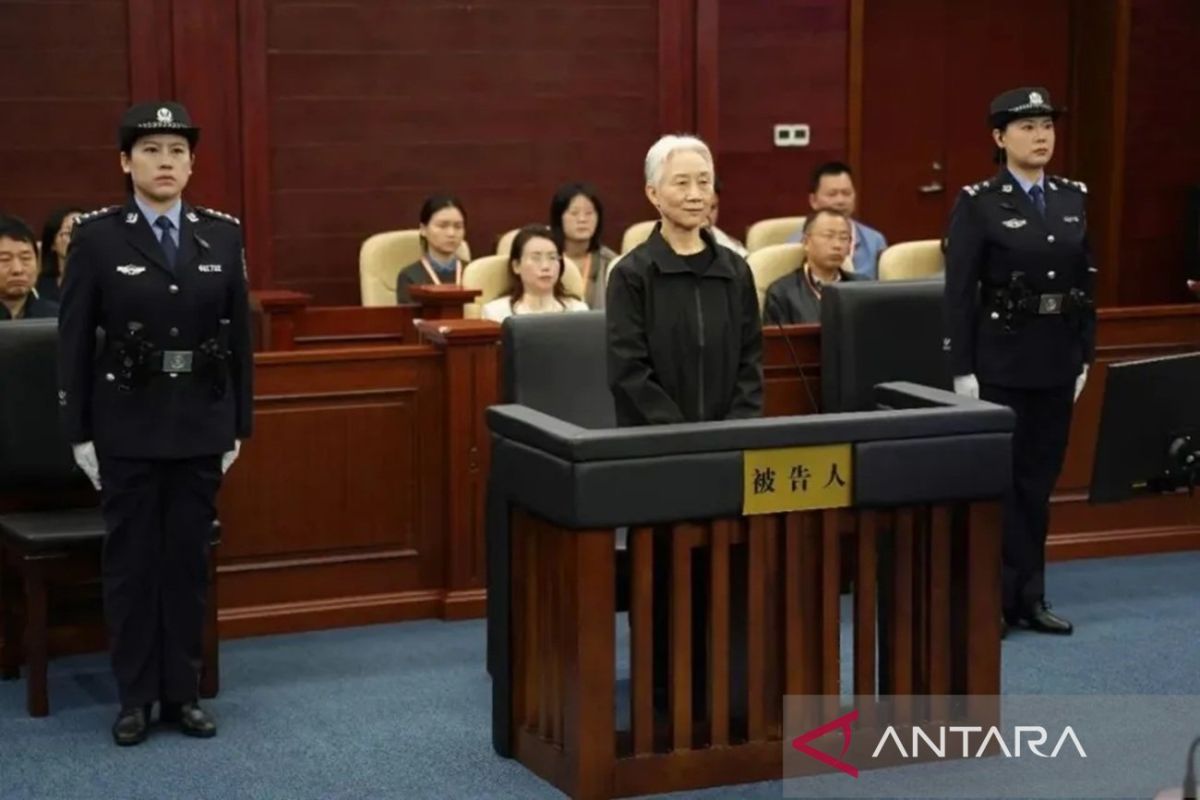 Di China terima suap, dihukum seumur hidup