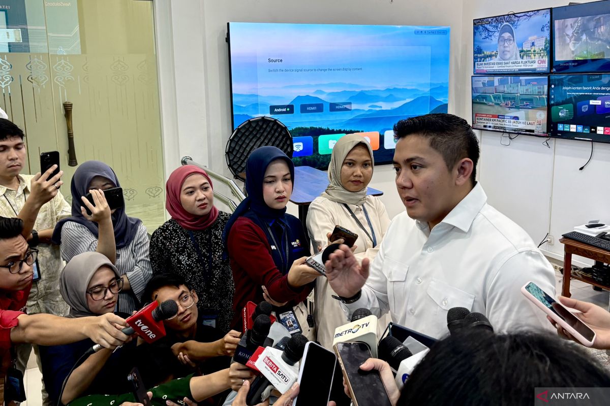 Prabowo bertemu Dirut Garuda, Seskab: Kita ingin besarkan Garuda