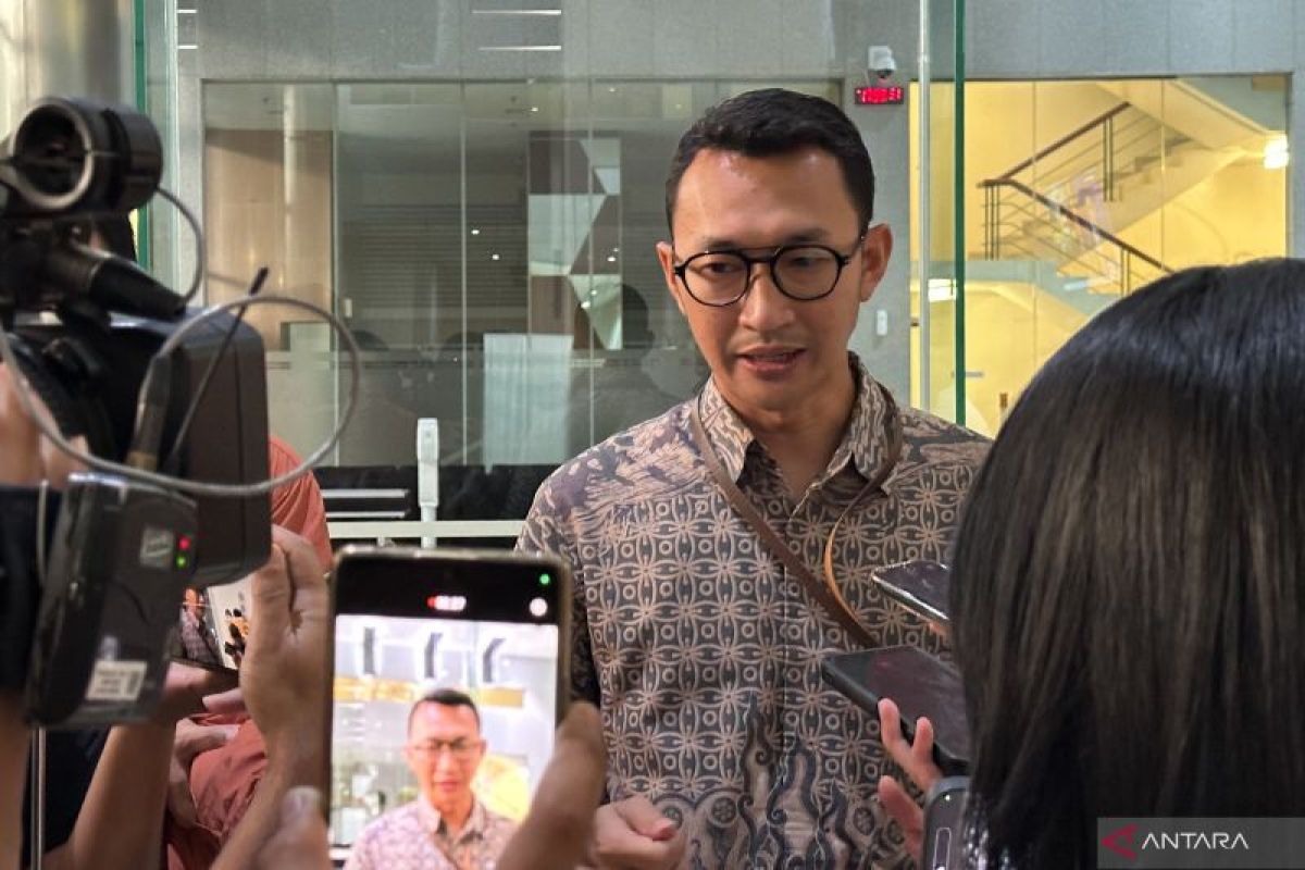 KPK sebut Jamdatun Kejagung hadir langsung pada sidang Paulus Tannos