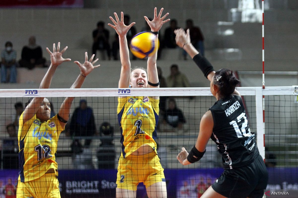 Jakarta Livin' Mandiri hantam Medan Falcons tiga set langsung