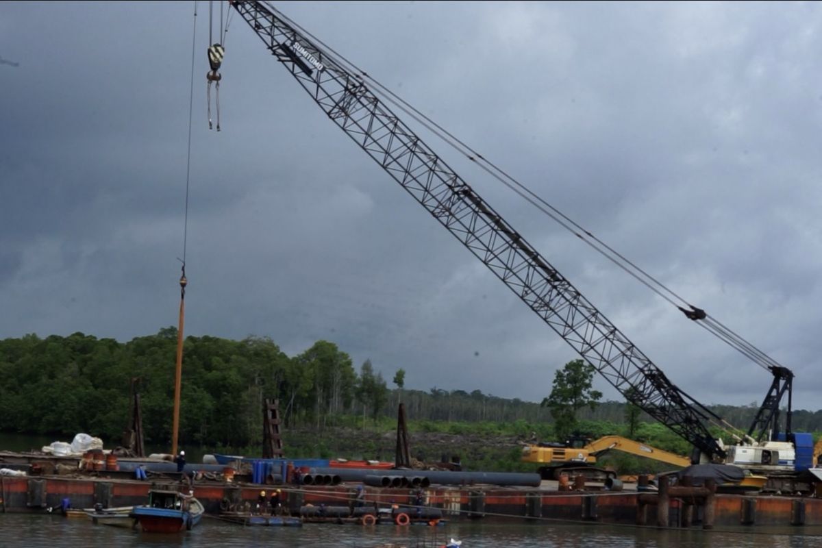 Dermaga logistik PSN Wanam capai 93 persen