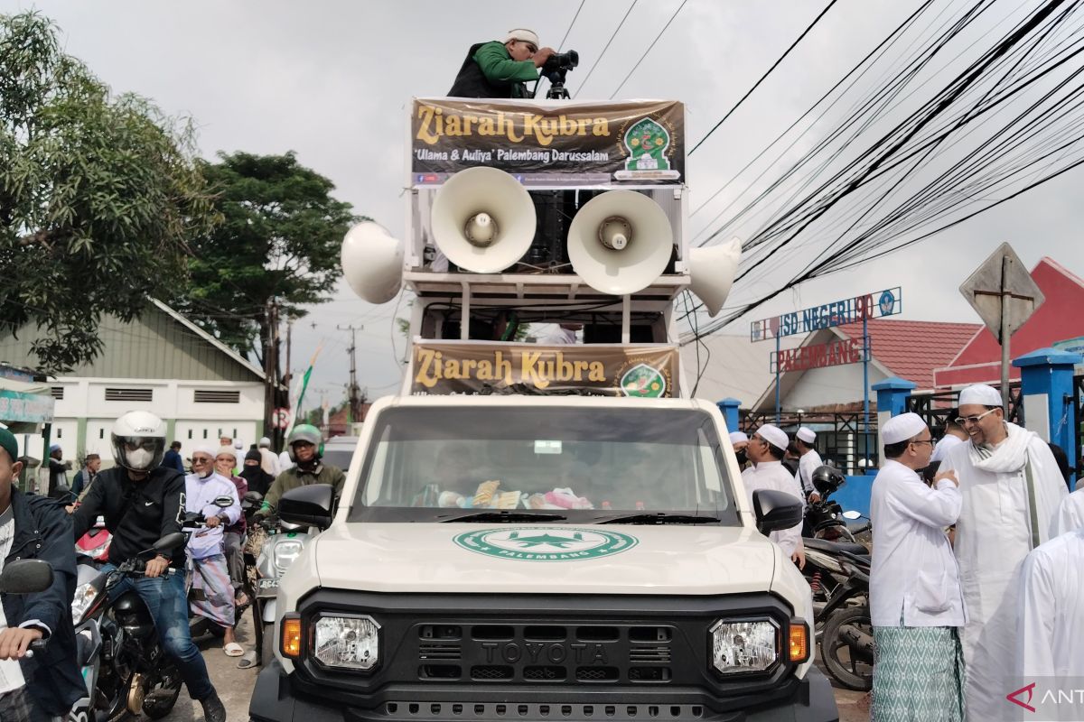 Ziarah Kubro Palembang: Ribuan peziarah penuhi makam ulama dan auliya