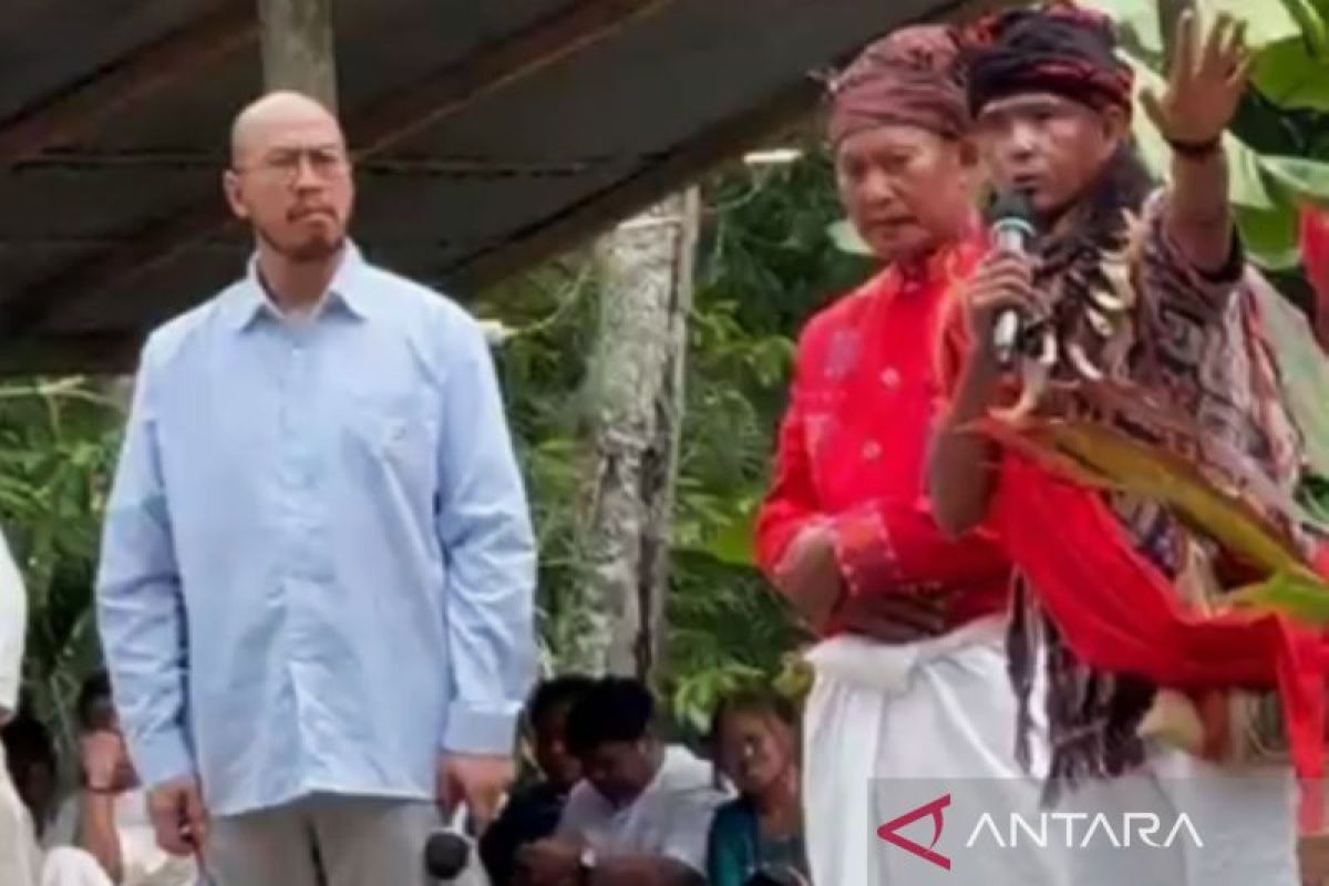 Panji Pragiwaksono tuntas jalani sanksi adat di Toraja