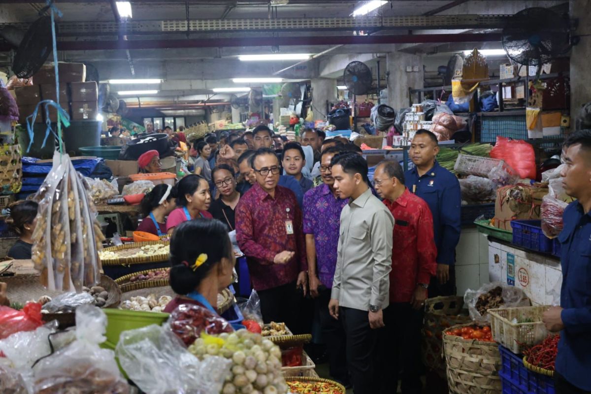 Wapres Gibran dorong subsidi untuk pedagang pasar tekan inflasi