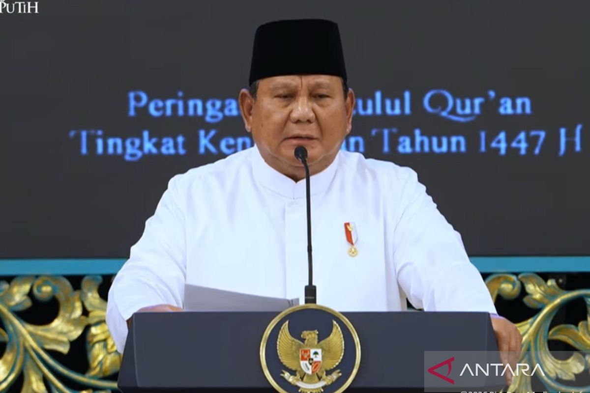 Politik kemarin, Nuzulul Quran di Istana hingga saran umroh ditunda