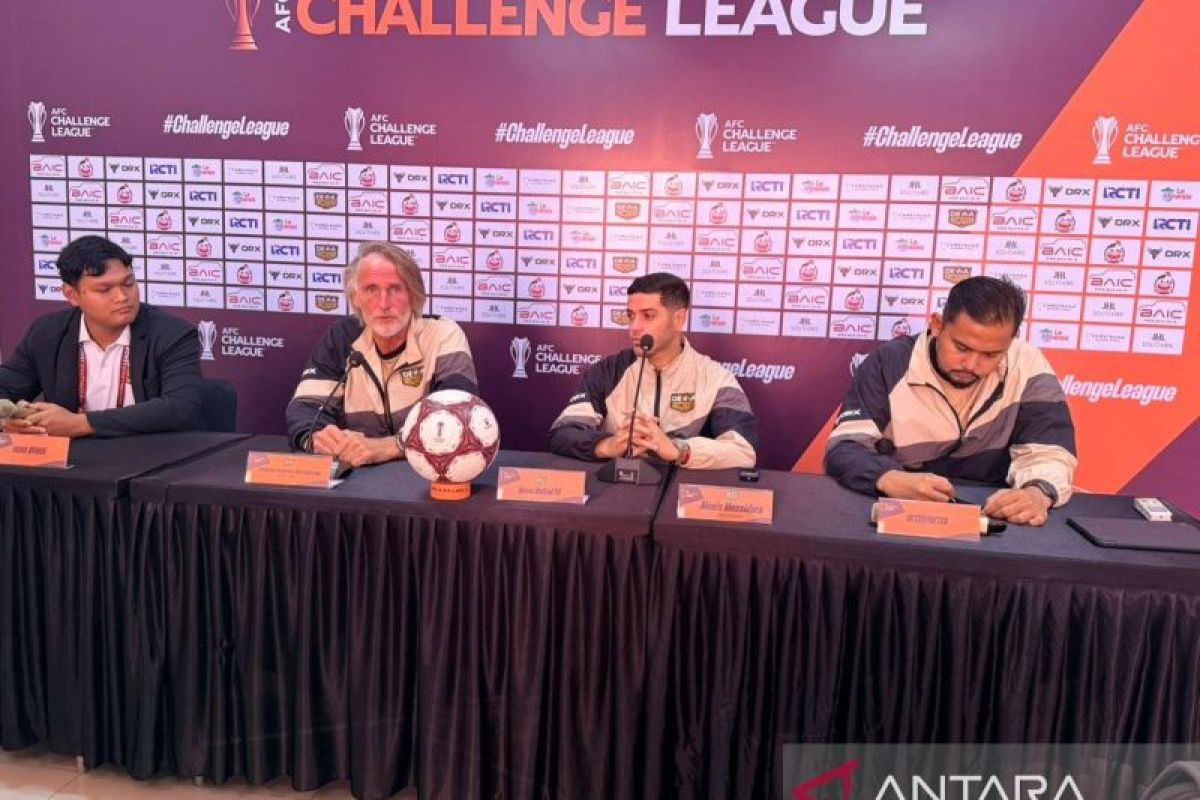 Riekerink: Dewa United ingin tiru mentalitas Liverpool di leg kedua