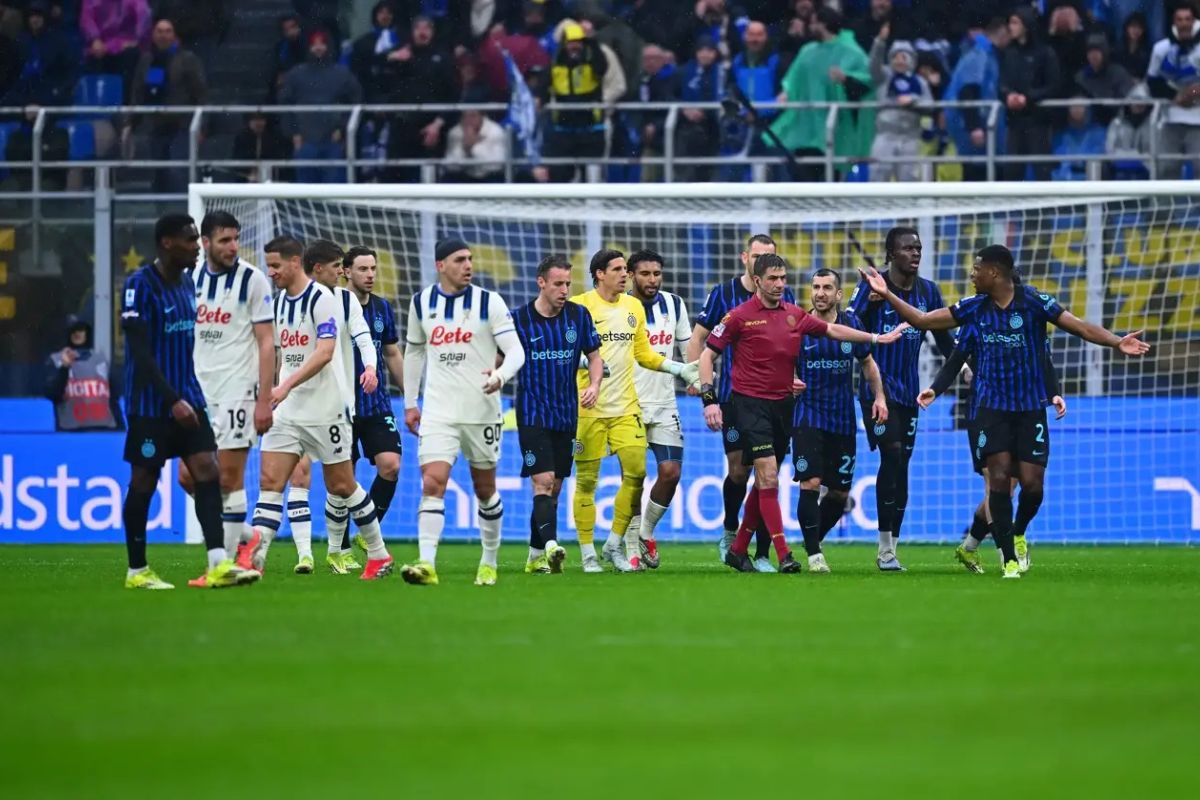 Inter gagal jauhi Milan setelah diimbangi Atalanta