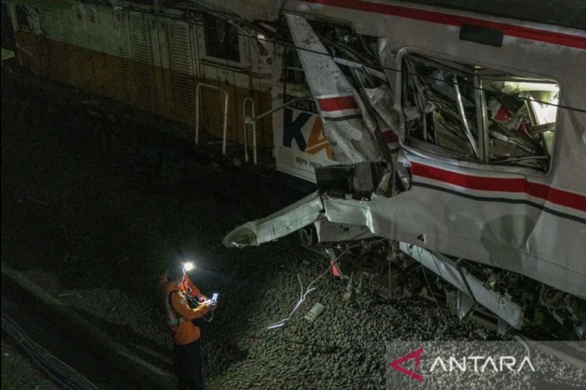 Menhub minta tunggu hasil investigasi KNKT soal insiden Bekasi Timur