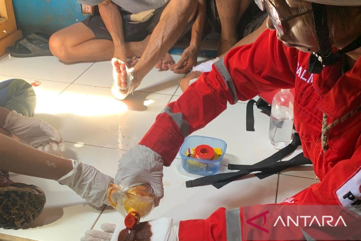 PMI Cianjur turunkan 25 relawan ke lokasi pengungsian banjir bandang
