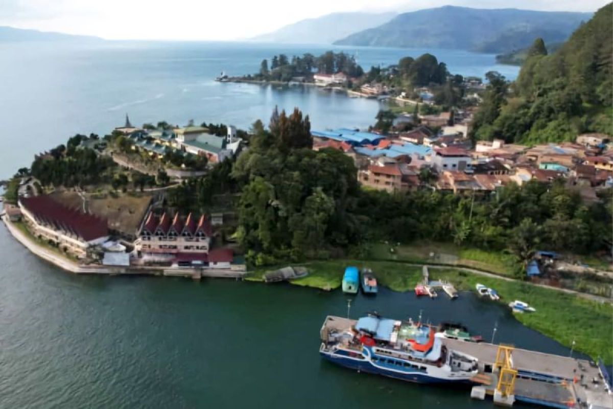 wk77 ASDP perkuat akses wisata Danau Toba selama libur panjang
