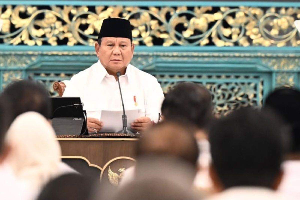 Prabowo targetkan pembangunan 5.000 jembatan desa selesai akhir 2026