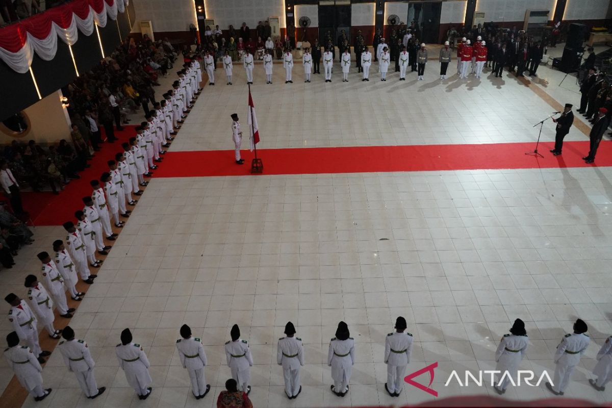 Bupati Mimika minta Paskibraka jadikan disiplin sebagai karakter