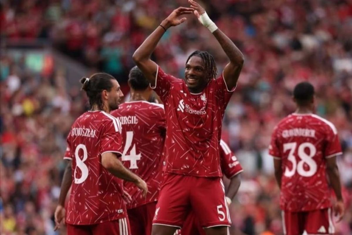 Hasil Pramusim: Liverpool vs Como 2-0 di Anfield