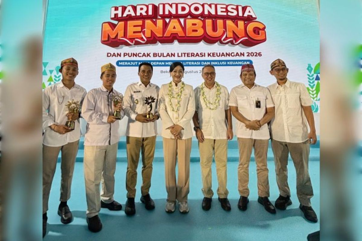 Dorong Literasi Keuangan, Insan Bank Kalteng Raih Penghargaan OJK