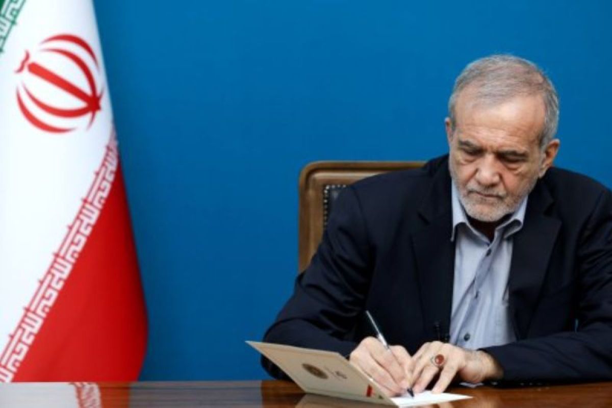 Presiden Iran tak dukung perang dengan AS berlanjut