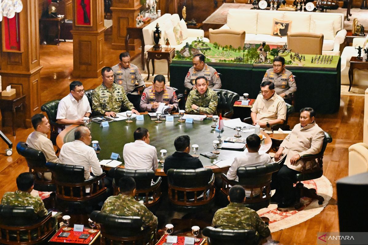 Prabowo panggil Panglima-Kapolri minta laporan penanggulangan karhutla