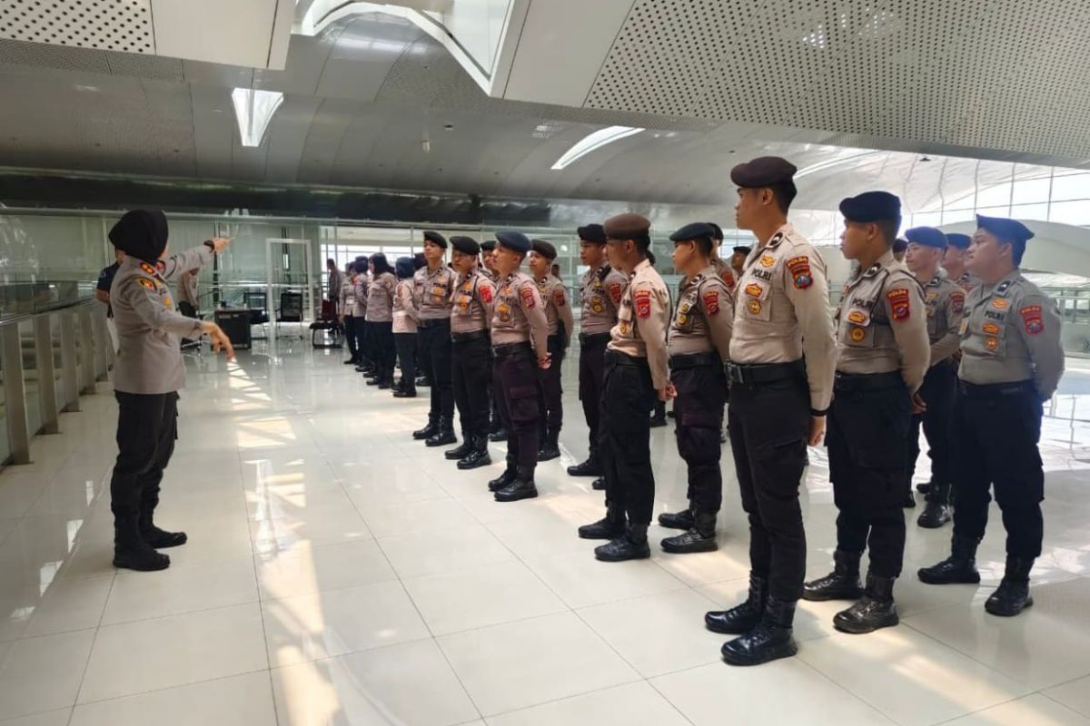 Polda Sumut siagakan 108 personel di Kualanamu dampak erupsi Krakatau