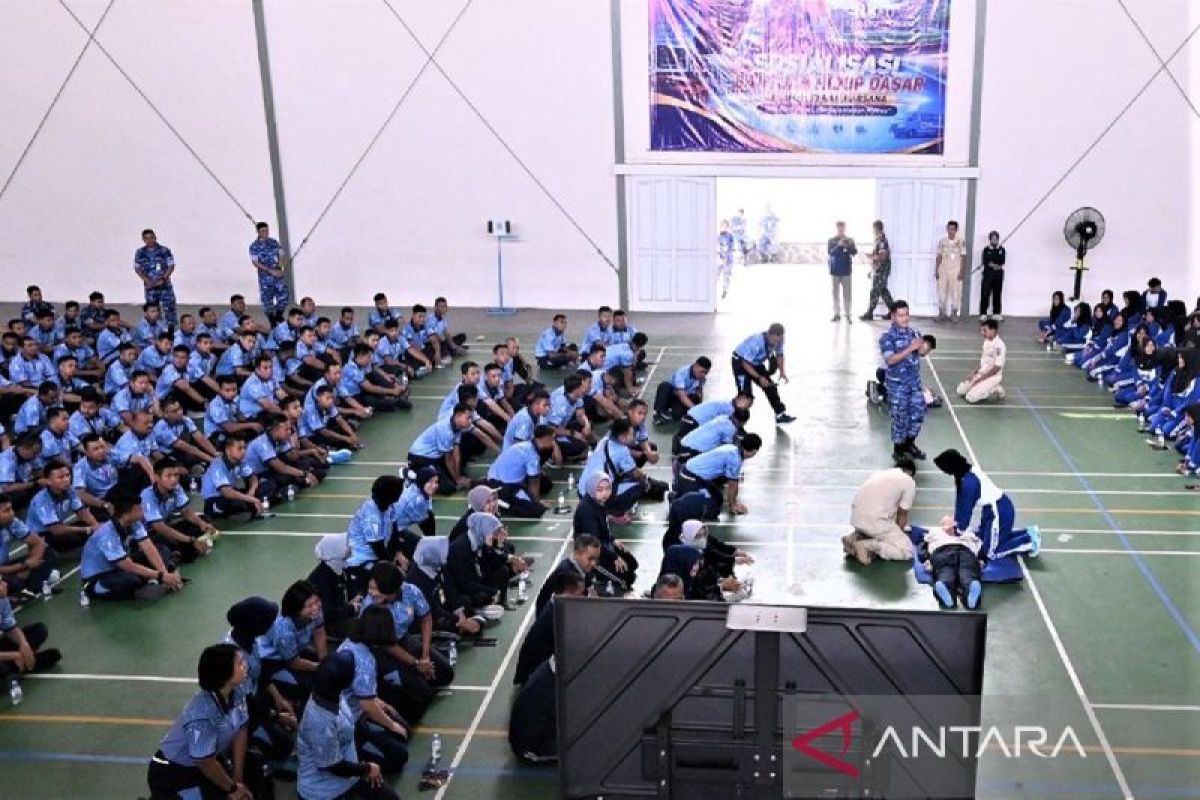 Ratusan personel Lanud Iswahjudi ikuti pelatihan bantuan hidup dasar
