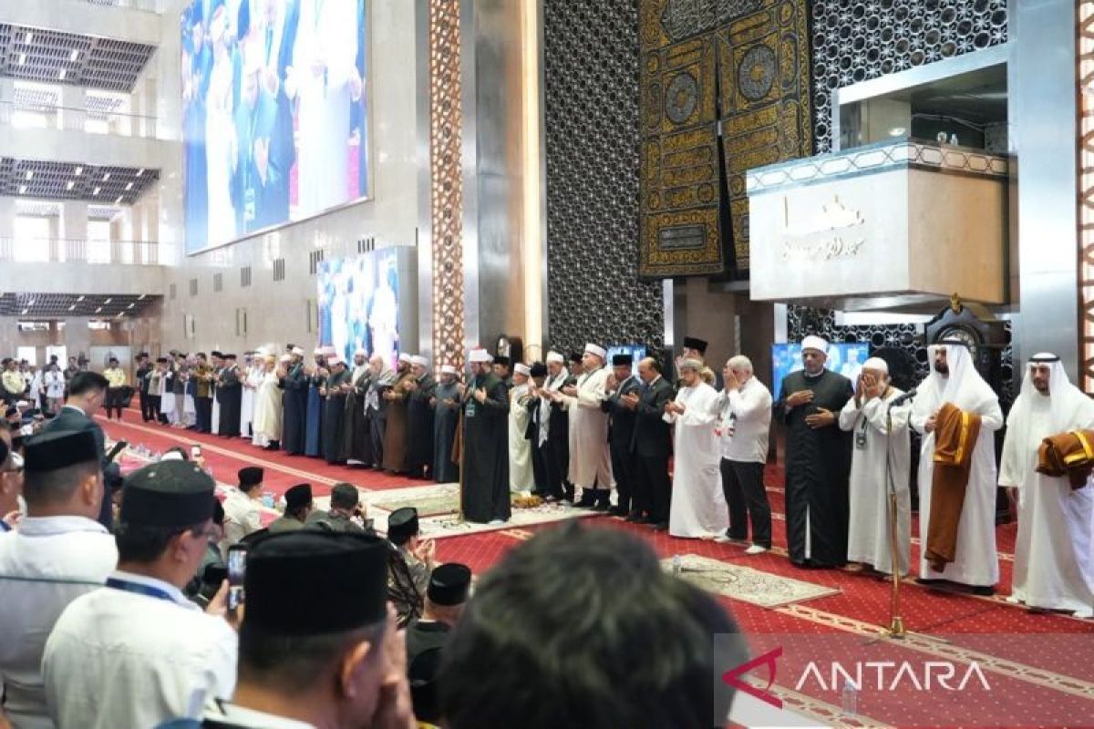Para imam besar dunia doakan persatuan umat dan Masjid Al Aqsa