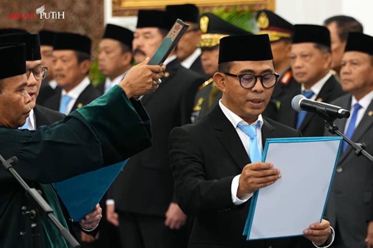 Prabowo lantik Nuzran Joher sebagai Ketua Ombudsman RI — NadiKabar.com