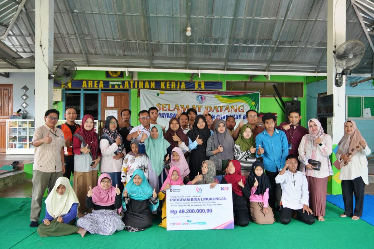 Daop Madiun salurkan dana TJSL Rp520,5 juta hingga September 2026