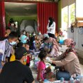 Tim Crisis Centre ULM cegah penularan COVID-19 di lokasi banjir