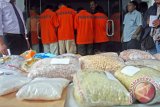 Polisi sita 72 kg paket sabu dari sindikat narkoba jaringan Malaysia-Indonesia