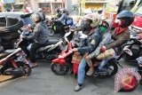 Pustral: Go-jek jadi kritik perbaikan angkutan umum 