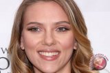 Scarlett Johansson perempuan terseksi versi Esquire