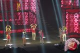  2NE1 Tampil Energik Dalam Konser Di Jakarta