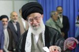 Pemimpin agung Iran Ayatollah Ali Khamenei kutuk serangan AS di Irak