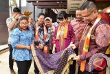 Songket dan kuliner unggulan industri kreatif Palembang