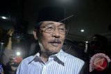 Idris Syukur Resmi Diberhentikan Sebagai Bupati Barru