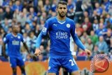 Pemain anyar City Riyad Mahrez siap diturunkan lawan Chelsea