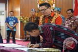 Bupati Barito Utara Hadiri Serah Terima P2D