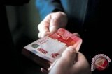 Politisi PAN didakwa terima suap Rp7,4 miliar