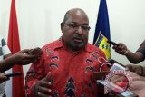 Gubernur Papua minta pejabat tidak main proyek