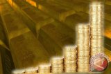 Emas berjangka terus naik dipicu pelemahan dolar dan penurunan ekuitas