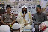 Imam Masjidil Haram Ceramahi Polisi di Sulsel  