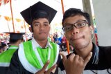 Kiper PSM Makassar Raih Gelar Sarjana