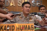 Polrestabes gerebek gudang daur ulang minuman keras