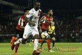 Pelatih PSM akui minimnya kontribusi Bruce Djite