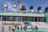 Seorang tewas tertimpa reruntuhan tiang penyangga stadion di Papua