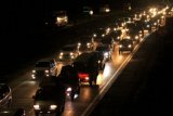 H-4 Natal, arus kendaraan Tol Jakarta-Cikampek padat