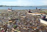 KLHK khawatirkan limbah domestik di Danau Sentani