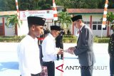 Wakili Menkumham Bupati Sitaro Serahkan Remisi di Lapas Ulu